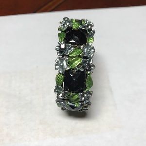 NWOT black stones with flowers